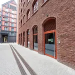 Appartamento River Side Old Town By Comfort