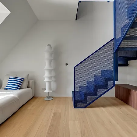 River Side Old Town By Comfort Daire