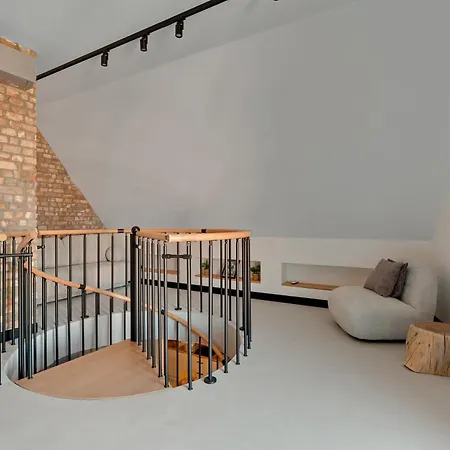 River Side Old Town By Comfort Apartment