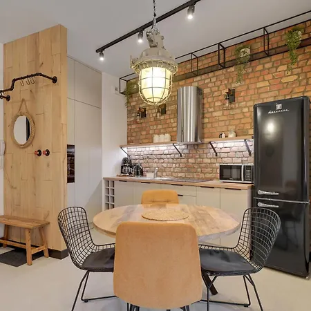 River Side Old Town By Comfort Apartment *