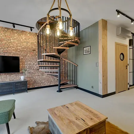 River Side Old Town By Comfort Apartment