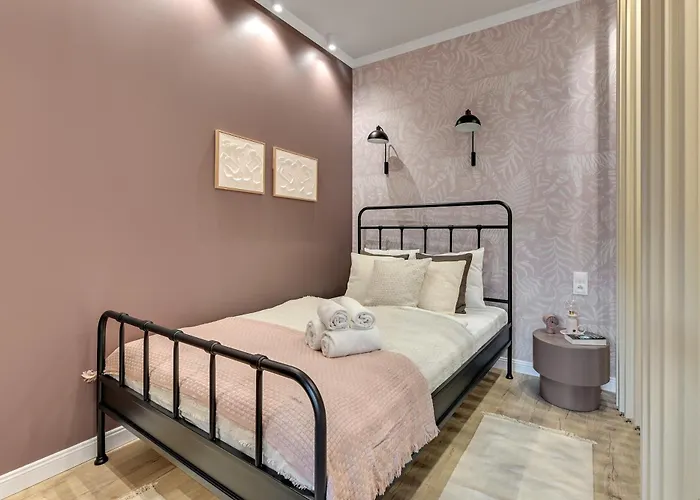 River Side Old Town By Comfort *